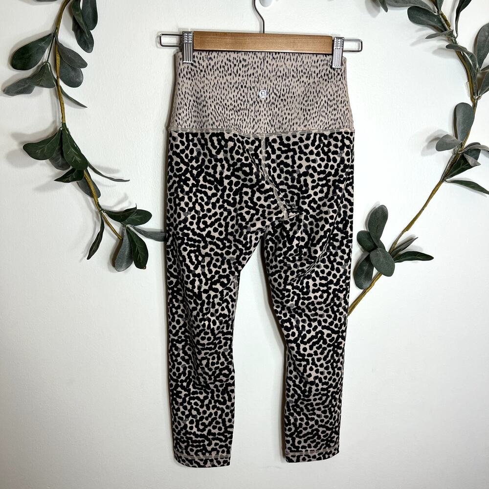 Lululemon Wunder Under Crop - image 3